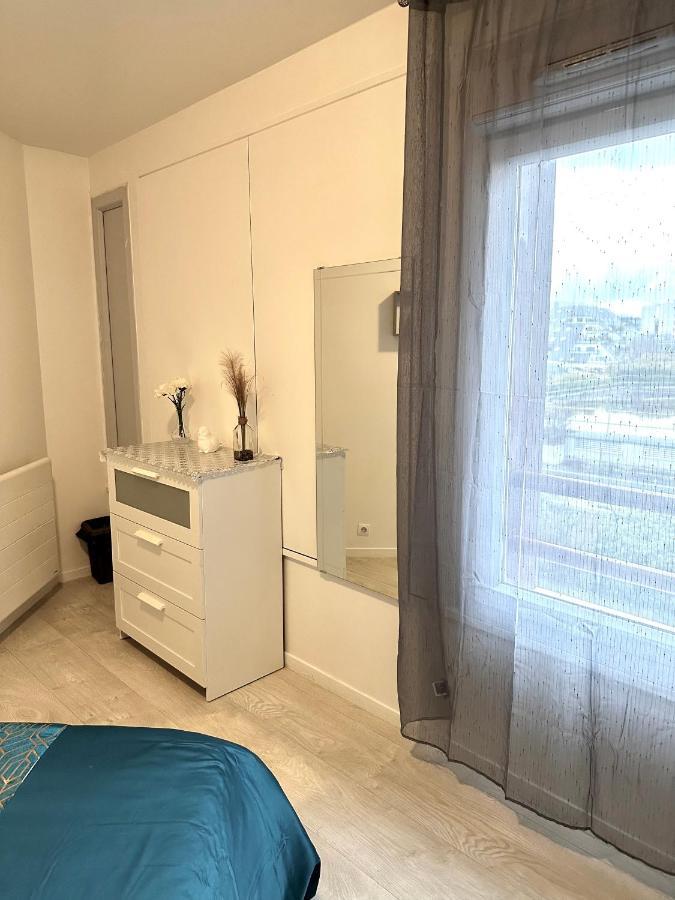 Jolie Appartement Duplex 2 Min Gare-Disney Et Paris 15 Min Noisy-le-Grand Bagian luar foto