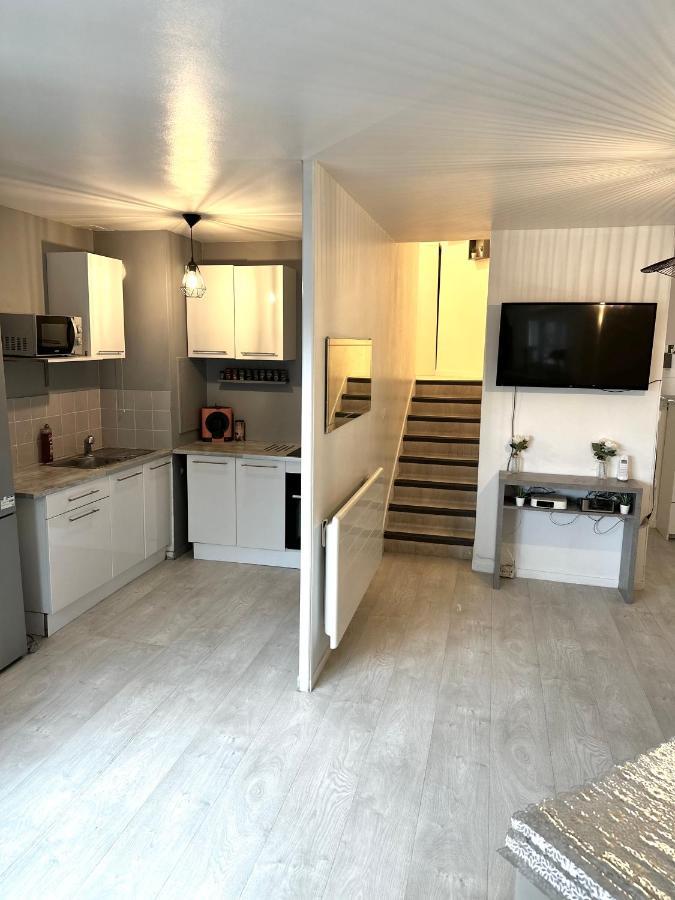Jolie Appartement Duplex 2 Min Gare-Disney Et Paris 15 Min Noisy-le-Grand Bagian luar foto